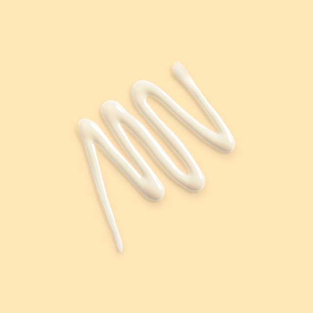 Das samtige Anti-Aging Gesicht Sonnen Fluid SPF30 